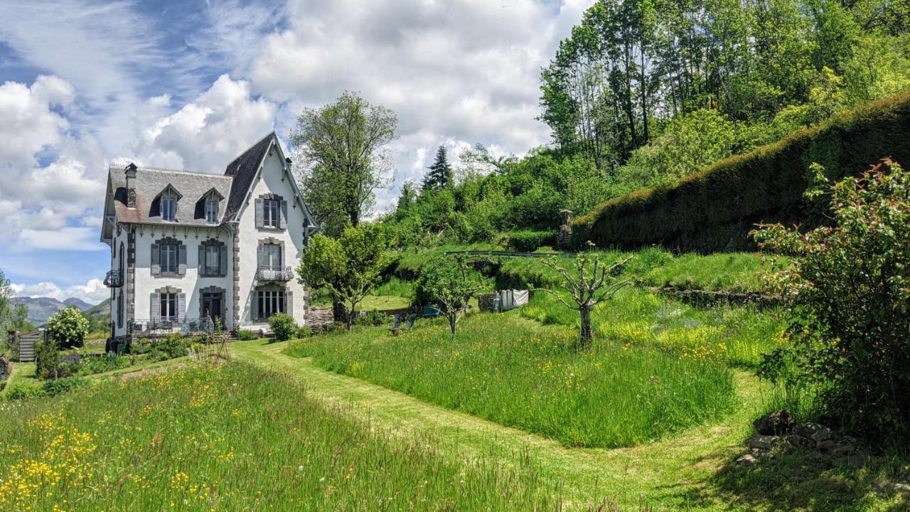 La Maison Normande Saint-Cirgues-de-Jordanne Bagian luar foto
